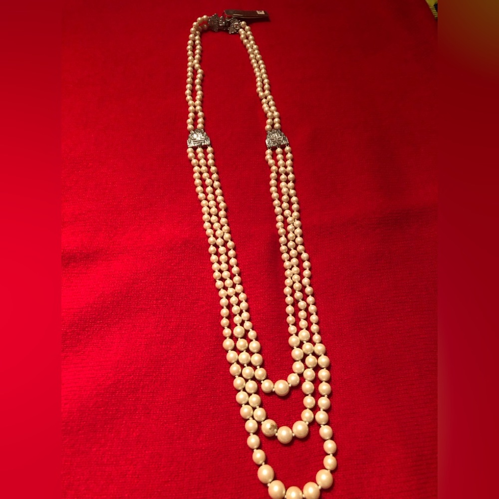 NWT Gorgeous Art Deco Inspired Carolee multi strand 32” faux pearl necklace